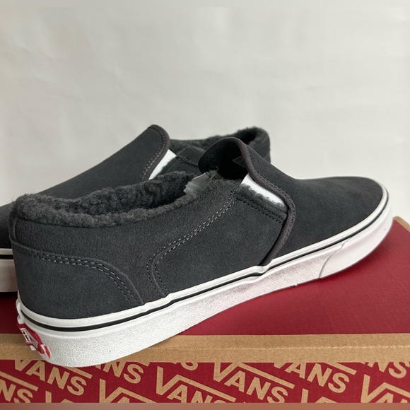 NWT. Vans® Asher Men's Suede Slip-On Shoes Size 11.5 - Picture 6 of 13